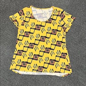 Yellow Geometric Print Short Sleeve Top